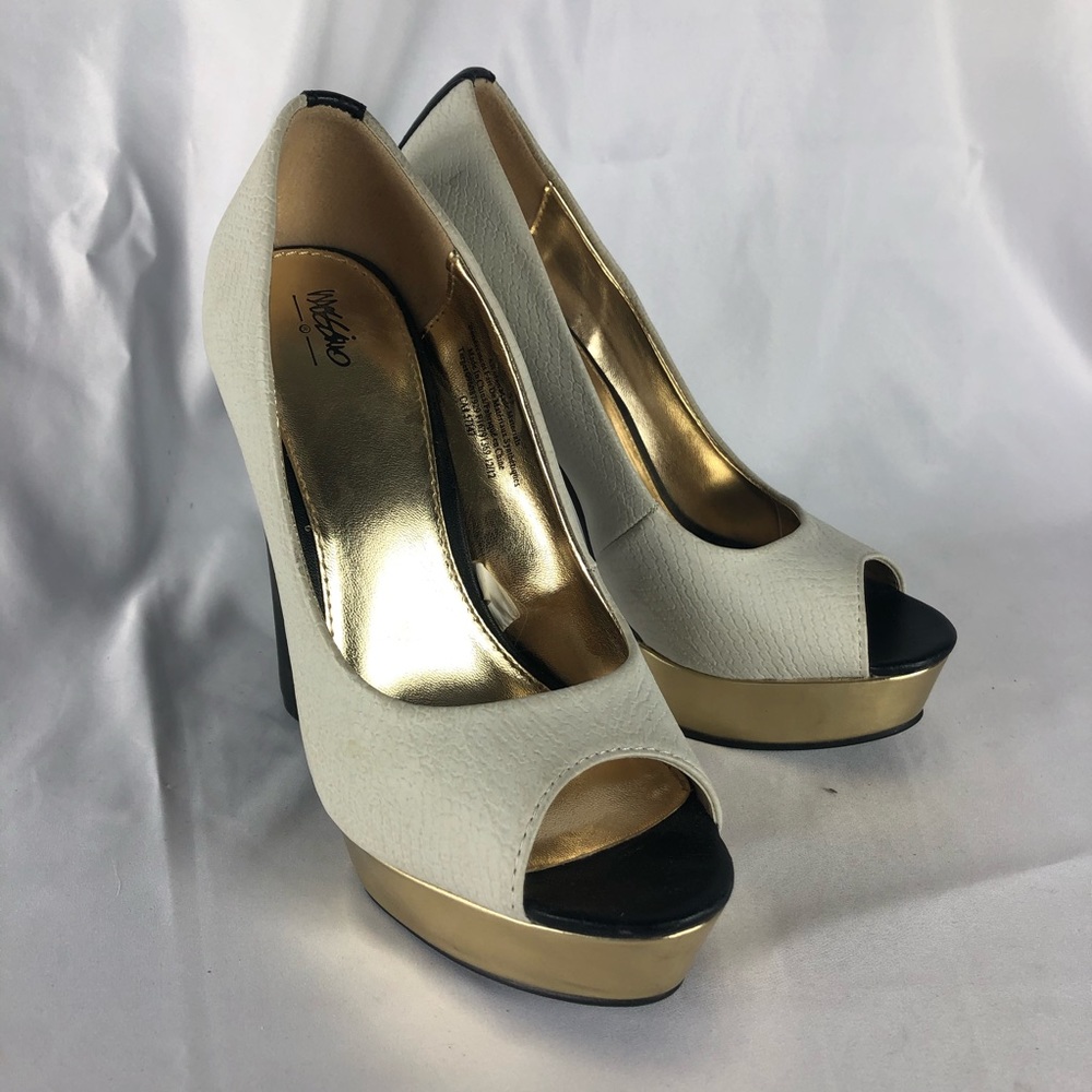 Mossimo Black/White/Gold Peep Toe Pumps Heels